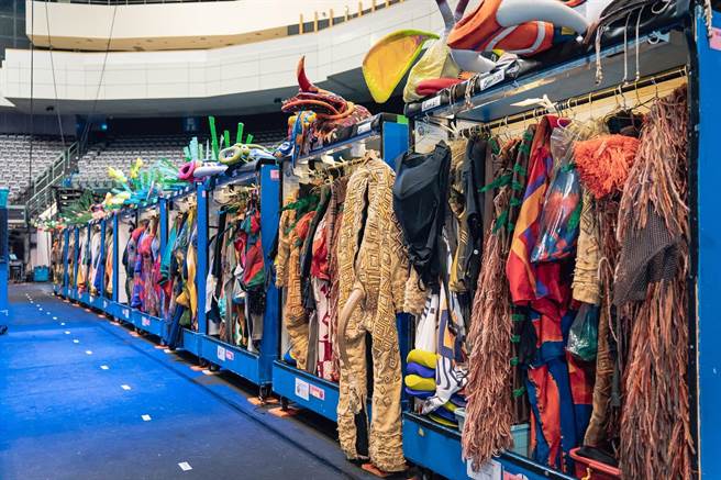 《獅子王》多達500套的戲服。（寬宏藝術提供）