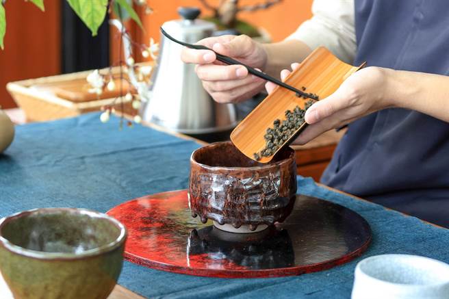 涵碧樓夏日消暑「涼」方，推茶韻之旅。（ 涵碧樓提供／廖志晃南投傳真）