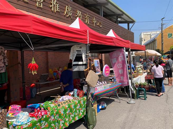 莲香惜客观音区地方创生驻地工作站3月启用，首场客庄创生市集获得热烈迴响。（观音区地方创生驻地工作站提供／蔡明亘桃园传真）