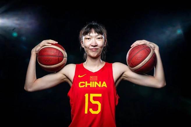 2米07姑娘想成为最好的自己！韩旭WNBA追梦之旅。（中新社╱受访者提供）