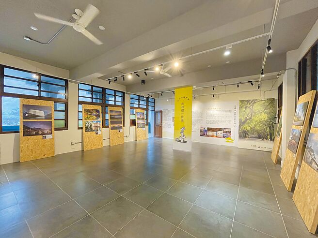 車埕鐵道觀光小學堂全新開幕的藝文展覽空間「未來借物所」攝影展，傳遞生活旅遊永續間的緊密關係。圖／業者提供