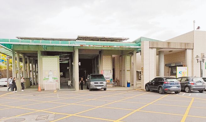 近來因確診死亡者火化量增加，考量到一般喪家感受，嘉義市殯葬管理所經與殯葬業者達成共識，已自6月1日起採分流方式火化。（嘉義市殯葬管理所提供／呂妍庭嘉義傳真）