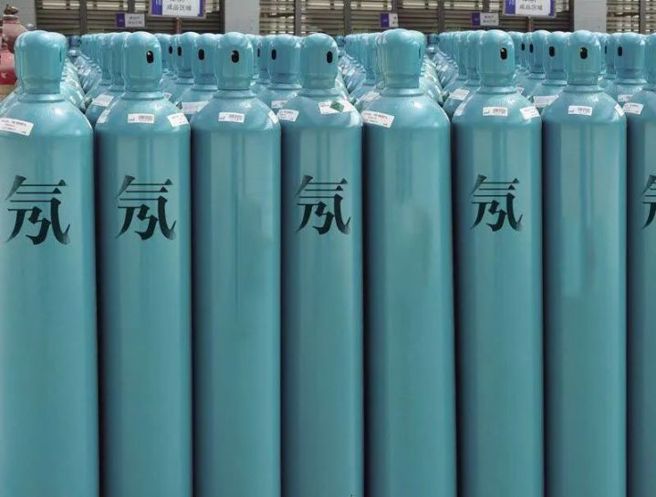 大陆钢铁厂生产氧气时制成多种稀有气体副产品，图为广泛使用于晶片光刻机雷射的氖气。（图／网路）