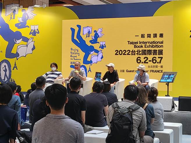 2022第30届台北国际书展6天展会现场，包含31国、国内外364家出版社、621位人气作家、超过500场专业论坛与阅读活动，共有25万人次入场。（李欣恬摄）