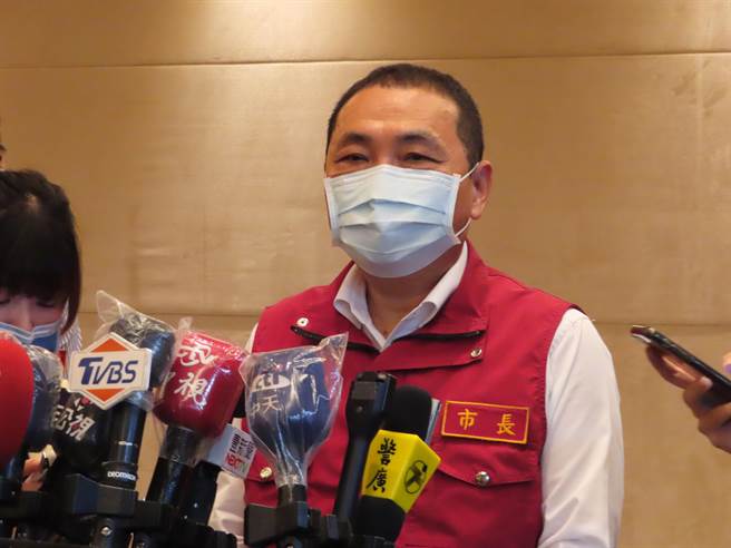 陈时中改口24小时火化不算错 侯友宜：有调整请告知地方。（叶德正摄）