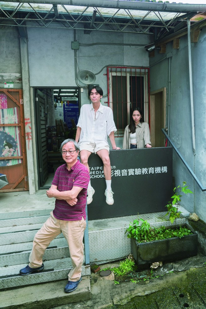 實驗教育探索未來新可能，台北市影視音實驗教育機構校長小野× 學生章介同、鄭語涵。（攝影／陳志誠）
