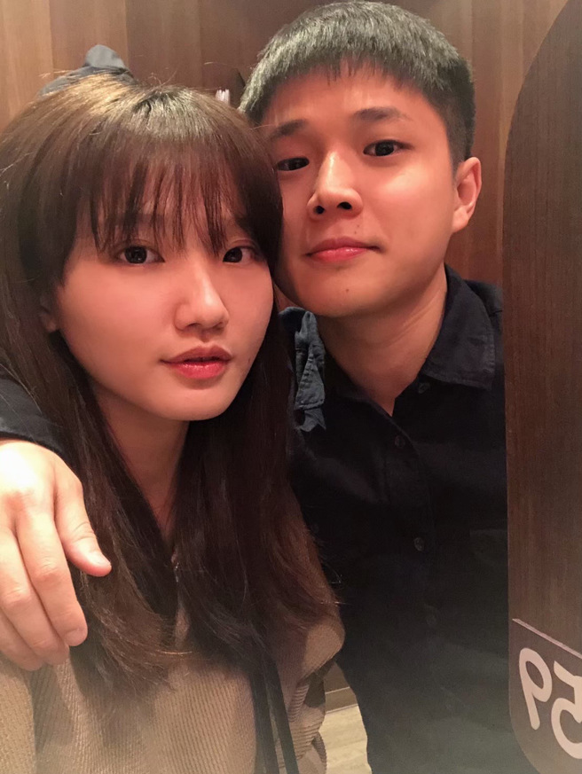 有家人作為堅強的後盾，王聰宇也替自己圓滿成家，並持續努力替客戶找到心目中理想的房子。圖/永慶房屋提供(疫情前拍攝)