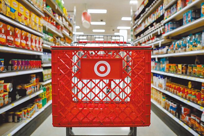 Target指出，尽快清理库存有利于营运。图／路透