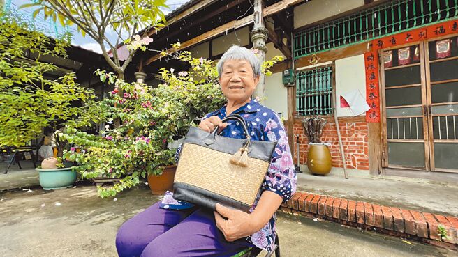 周宝凤。（见图，张毓翎摄）