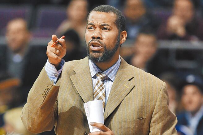 曾是活塞夺冠功臣的拉许华勒斯可望加入湖人教练团。（美联社）