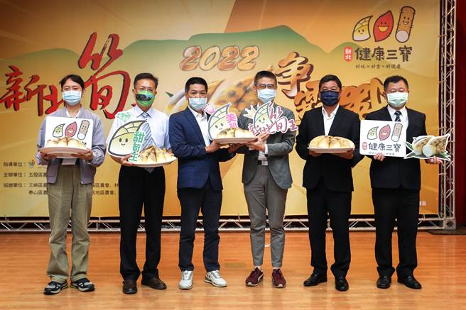 新北市农业局今举办「2022新北市绿竹笋联合评鑑比赛」，吸引16产区、90位笋农参赛。（蔡雯如摄）