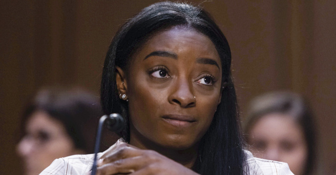 去年东奥拜尔斯因心理因素退出多项赛事(美联社资料照)