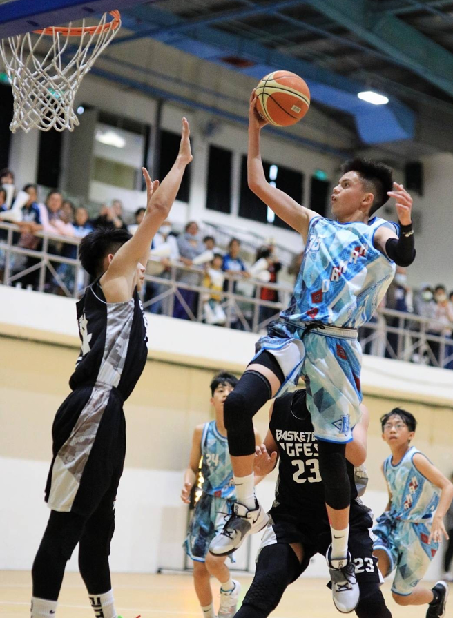 南山人寿持续为全台偏乡小学尽心尽力，专注于运动发展及孩童营养领域，培训国家运动人才。(图/南澳国小提供)