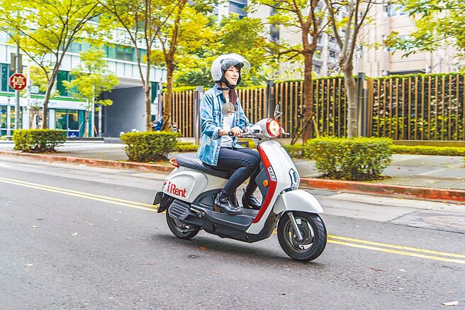 台中市制定「共享运具经营业管理自治条例」，9日将进入议会三读。（共享运具业者iRent提供／林欣仪台中传真）