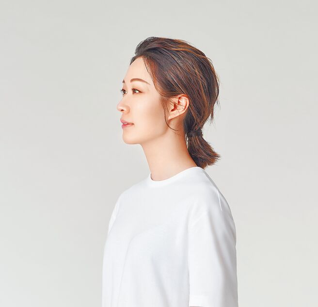 金馬賓館當代美術館執行長邵雅曼，這次與瑪莎、方序中等人合作籌辦展覽。（相信音樂提供）