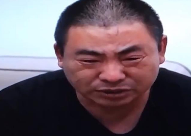 陈男得知3个女儿全都是别人的种，拍片控诉崩溃大哭，却被妻子反呛「血缘关系有那么重要？」(图／网易新闻)