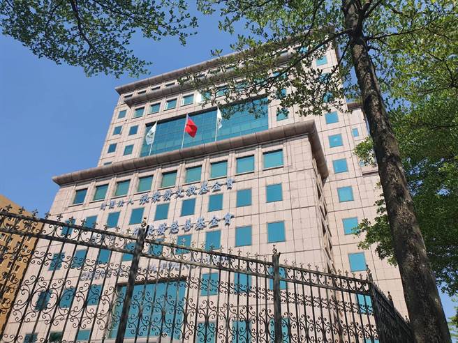 长荣钢铁今在张荣发基金会举行股东常会。（黄琮渊摄）