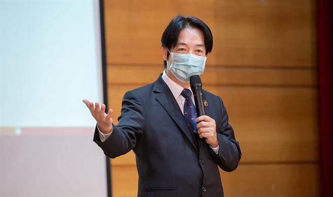 赖清德：Omicron目前台湾正进入巷战的阶段。(曾薏苹翻摄)