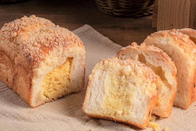 小山丘奶酥生吐司。（台南大員皇冠假日酒店提供）