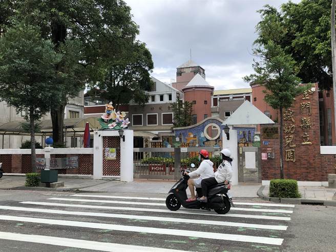 金门县府考量绝大多数幼儿未接种疫苗，幼儿园仍停止实体课程至期末。（李金生摄）　