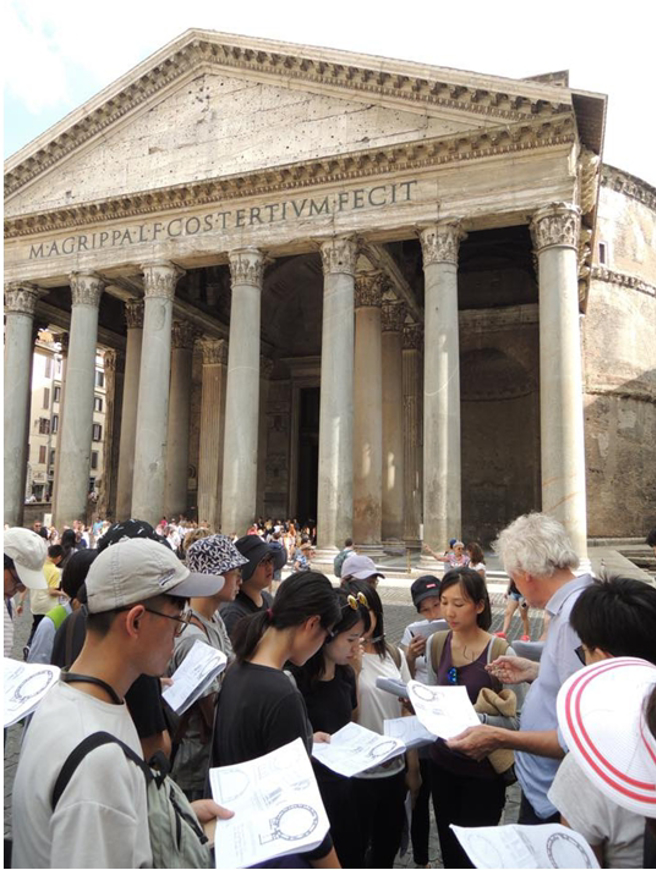 东海大学推动教学国际化不遗余力，建筑系在罗马等移地教学照片。(照片/东海大学提供)