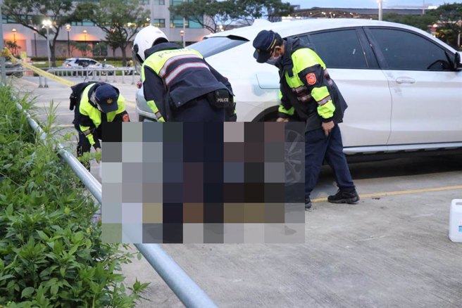 警方初步扫除。（蔡明亘摄）
