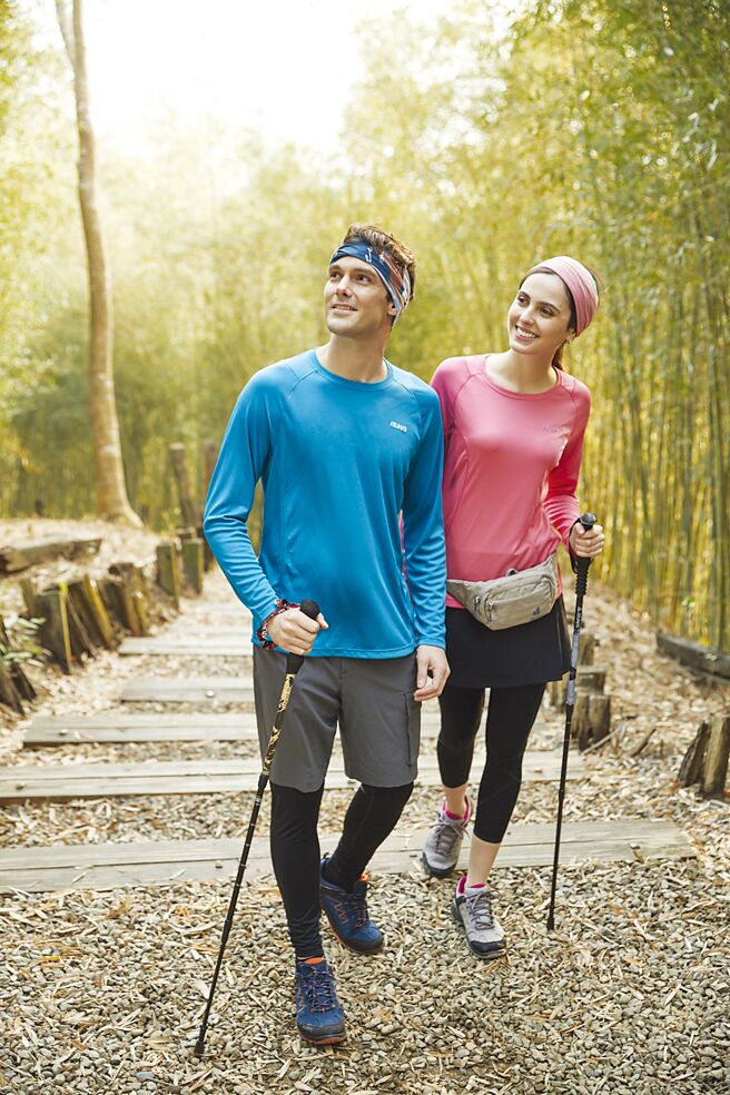 欧都纳POLARTEC机能上衣，有效吸收汗水、抗臭透气并达到快速乾爽。图／欧都纳提供