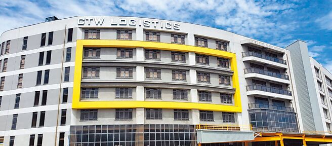 喜提达物流双厂区同时取得医疗器材GDP与QMS认证。图／业者提供