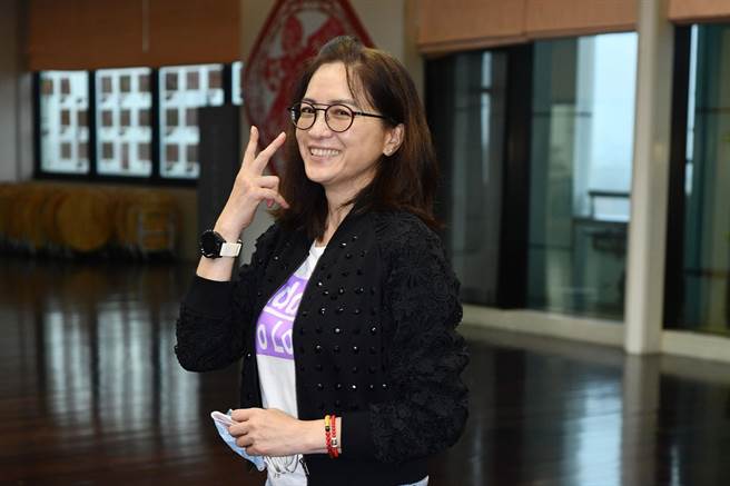 柯素云气色不错。（LiTV、大爱电视台提供）