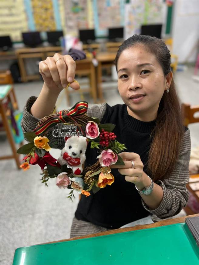 即使面临家中失火的巨变，新住民阮锦祝仍坚持完成补校课程。（基隆市教育处提供／张志康基隆传真）