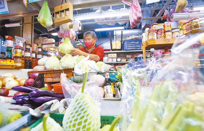 美国通膨意外飙升，学者警告台湾若贸然升息代价大。（图／本报资料照）