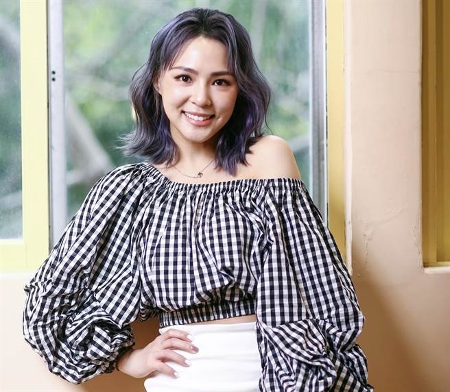 熊熊的饼乾副业，卖到吓吓叫。（邓博仁摄）