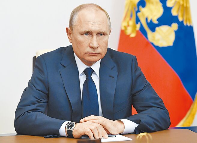 俄羅斯總統普丁將自己下令入侵烏克蘭的軍事行動，與彼得大帝18世紀對戰瑞典時征服波羅的海沿岸歷史相提並論。圖為普丁資料照片。（新華社）