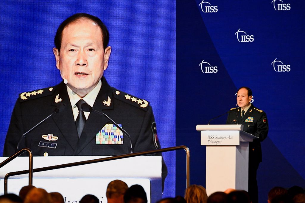 中共國防部長魏鳳和12日在新加坡香格里拉對話會議上以《中國對區域秩序的願景》為主題發表演講。（圖／路透）