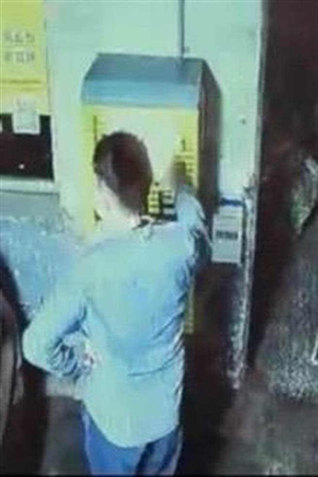 王姓男子行凶後變裝逃逸。(翻攝照片／呂筱蟬桃園傳真)