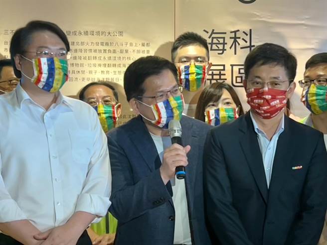 前交通部長、無任所大使林佳龍今日上午參訪西二主場館。（陳彩玲攝）