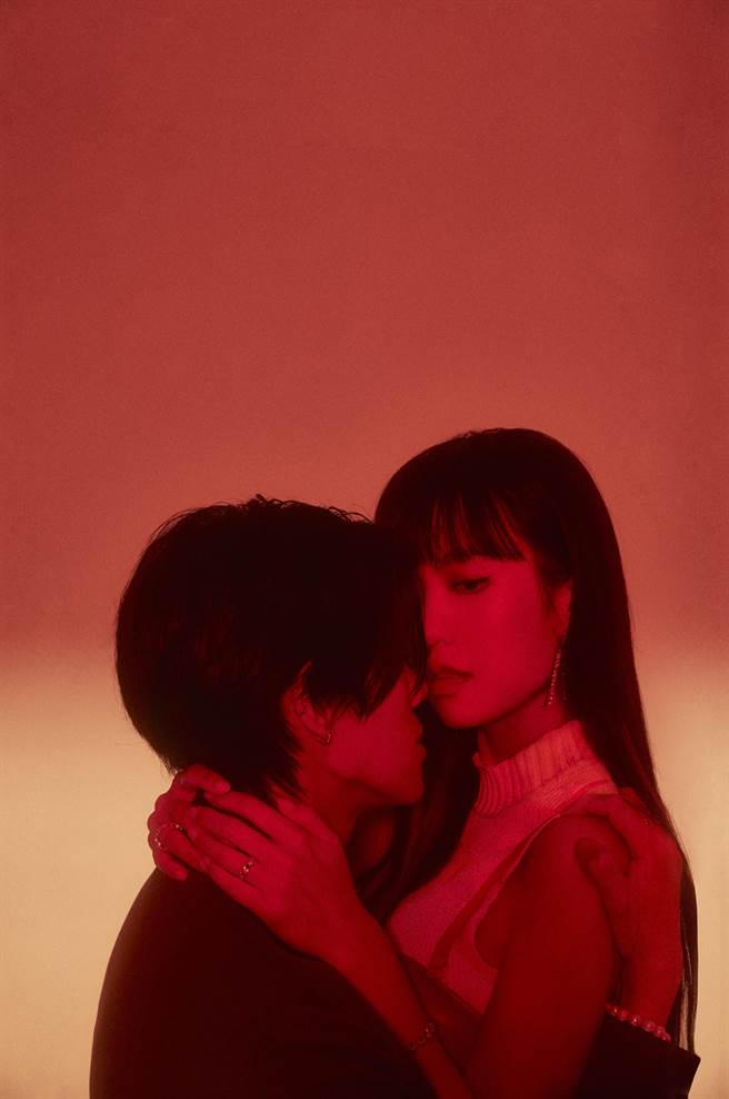 孙盛希携手KIRE 共谱全新单曲〈jagi〉。（滚石唱片提供）