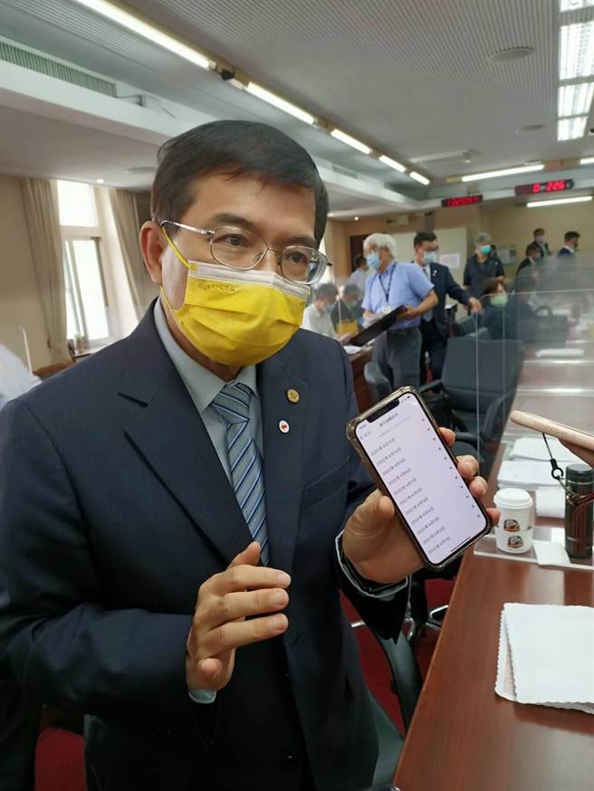 交通部长王国材（简立欣摄）