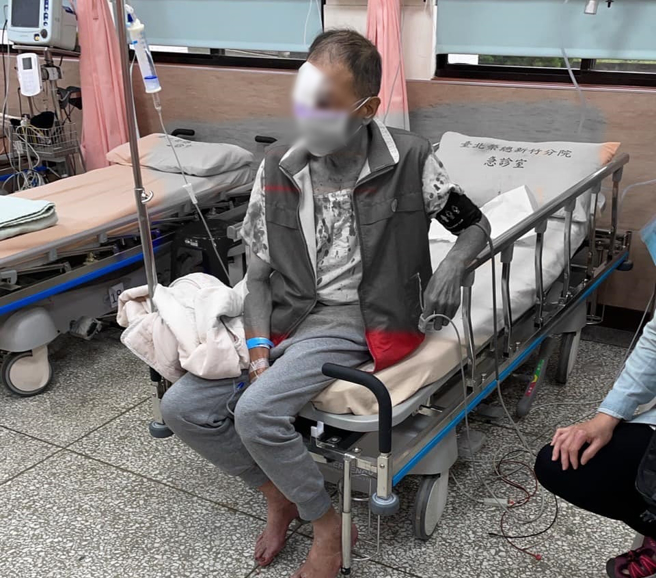 新竹縣竹東鎮12日有一名竊賊闖入民宅，痛毆8旬屋主。（翻攝自臉書社團《新竹爆料公社》）