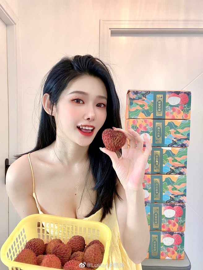 李凯诗拥有亮丽外型。(图/微博)