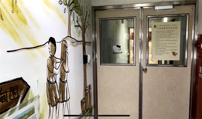 小男嬰出生後就待在聖功醫院嬰兒室。（聖功醫院提供／袁庭堯高雄傳真）