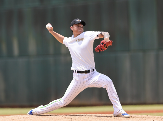 林聖榮。（台鋼雄鷹提供）