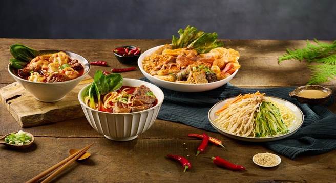 向辣4款经典麻辣外带美食是嗜辣族不可错过的美味餐点 。（王品提供）