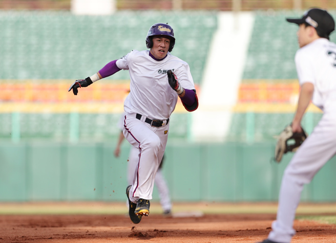 蔡佳諺。（台鋼雄鷹提供）