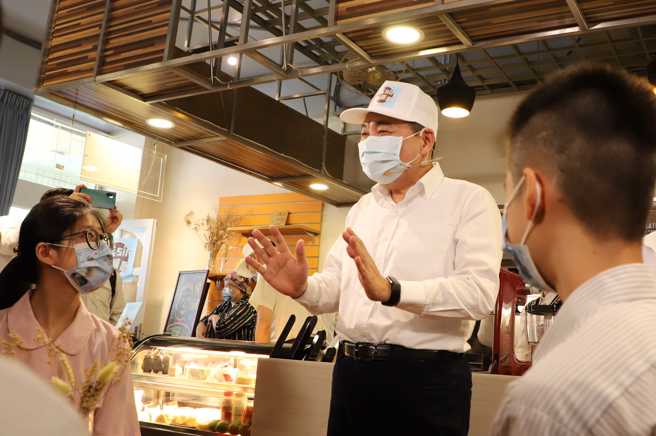 日活動藉由機智問答落實勞動權益觀念。(照片/新北市政府教育局提供)