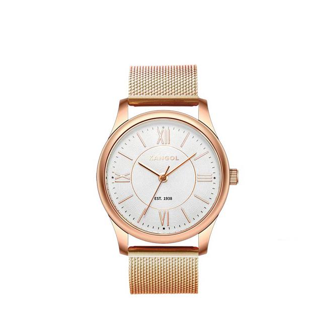 PChome 24h购物的KANGOL 典雅罗马时标腕表、随身小包，17日到27日期间享618限定超值组合独家优惠价1318元。（PChome 24h购物提供）