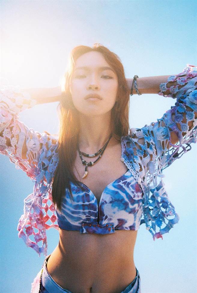 LÜCY推出首张同名专辑《LÜCY》。（晚安岛提供）