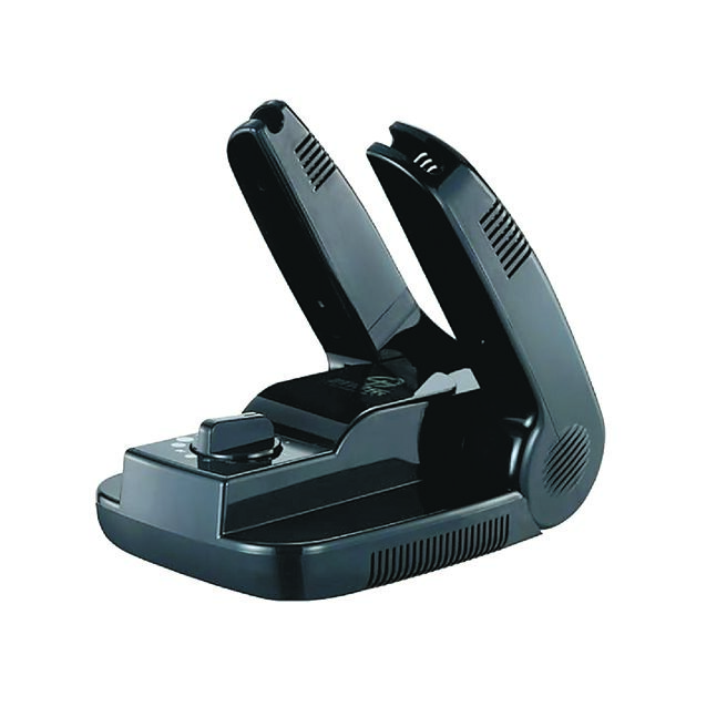 乐天市场上乐活旗舰店的芳香型烘鞋机，原价567元，特价499元。（乐天市场提供）