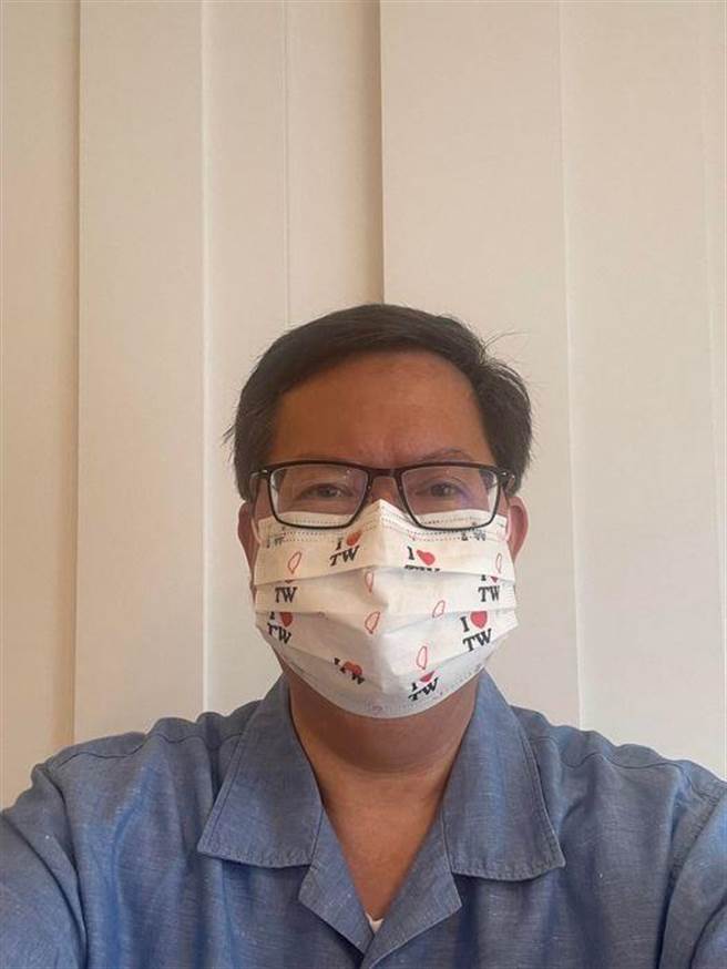 桃园市长郑文灿确诊，他在脸书发文向市民朋友报平安。（图取自郑文灿脸书／陈梦茹桃园传真）