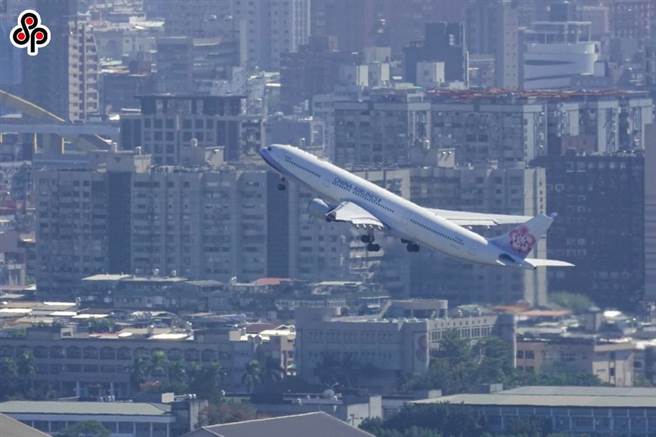 华航规划8、9月再增班，第3季客运航班将再增加4成。（本报资料照）